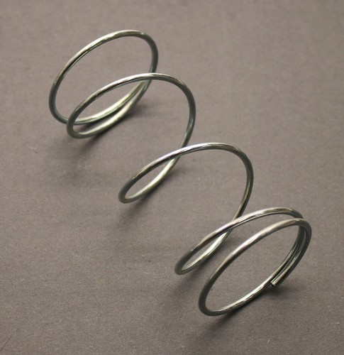 Centering spring for ammco - centering,