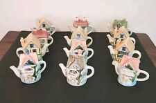 Collezione vintage Lotto 12 Mini Teiera in ceramica smaltata a forma di casetta