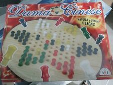 Dama Cinese Gioco da tavolo .Tavola e pedine in legno