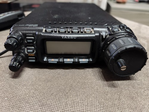 Ham radio yaesu 857d - yaesu,