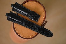 Cinturino nero fatto a mano