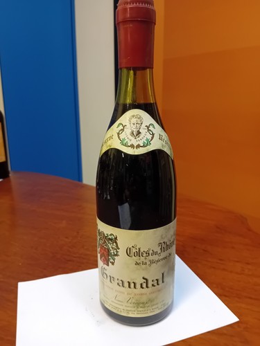Antica bottiglia vino rosso - bottiglia,