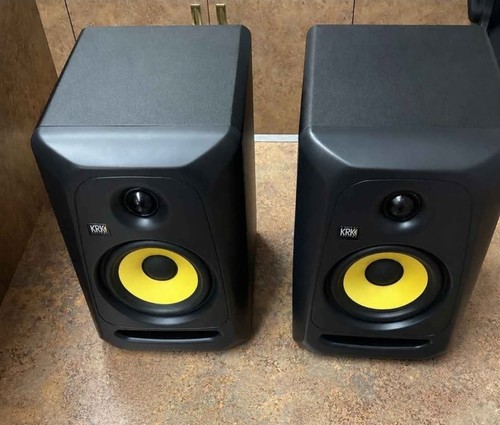 Coppia due monitor studio - due,