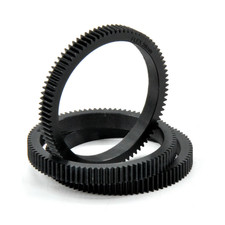 Seamless flexible follow focus