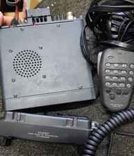 1pcs Yaesu Walkie-talkie