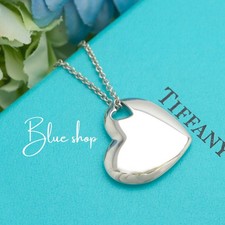 Collana con ciondolo due cuori