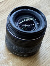 Bel obiettivo Olympus Zuiko digitale 14-42 mm F3.5-5.6 ED 4/3 adatto con finitura nera