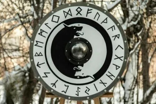 Scudo vichingo medievale