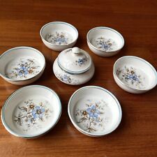 Ciotole e zuccheriera in ceramica fatte a mano