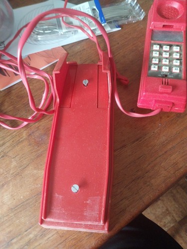 Red wall phone - red, line