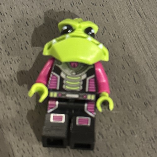 Lego alien conquest - alien,