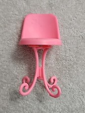 Sgabello rosa di Barbie