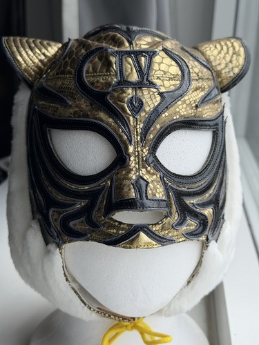 Maschera tigre firmata da - tigre, yn