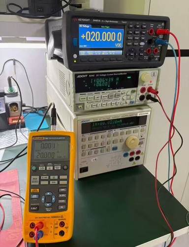 Fluke 726 calibratore - calibratore, di