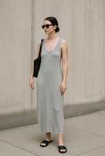 Abito midi senza maniche