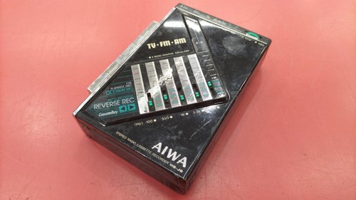 Aiwa cassetteboy radio - hs-j9,