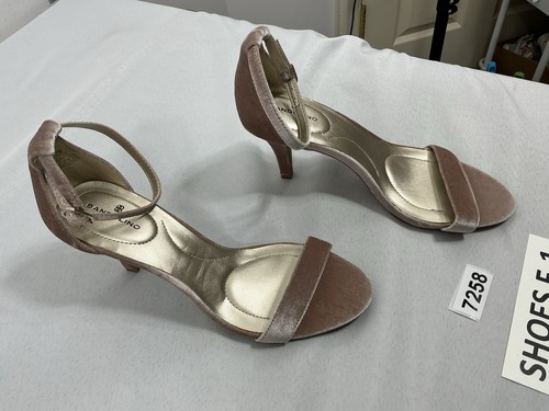 Sandali donna con cinturino