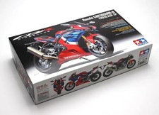 Tamiya 14138 Honda CBR1000RR-R