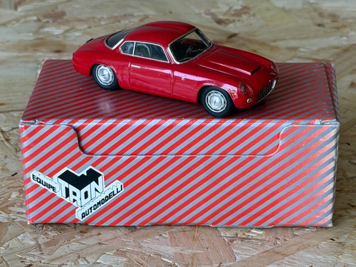 Tron p207 lancia - 1:43,