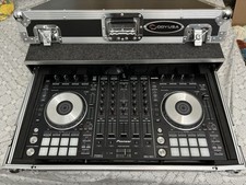 Pioneer DJ DDJ-SX2 Controller doppio deck con custodia di volo Odyssey