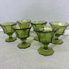 Calice acqua vintage Indipendenza ottagonale verde oliva piedi 4" set di 6
