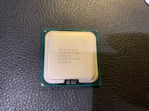 Intel core quad q9300 - core,