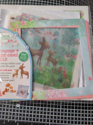 Papercraft ispirazioni amici - papercraft,