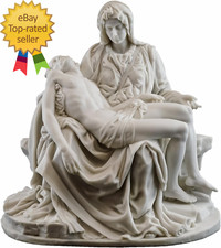 Statua La Pietà di