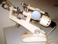 LENSOMETRO MANUALE-LENSMETER-FRONTIFOCOMETRO VINTAGE MADE IN JAPAN.