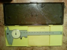 STRUMENTO VINTAGE : UN  '