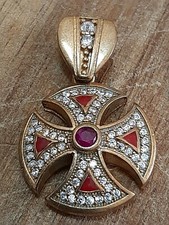 Croce ciondolo per catena
