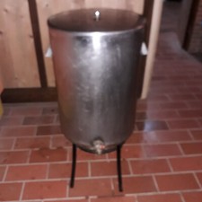 FUSTI  IN ACCIAIO INOX  Uno da 200 LITRI + Uno da 100 Litri