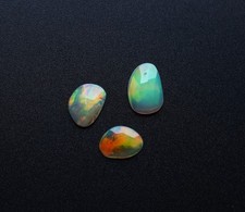 Pietra preziosa opale opale