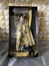 Golden Hollywood Barbie Metro