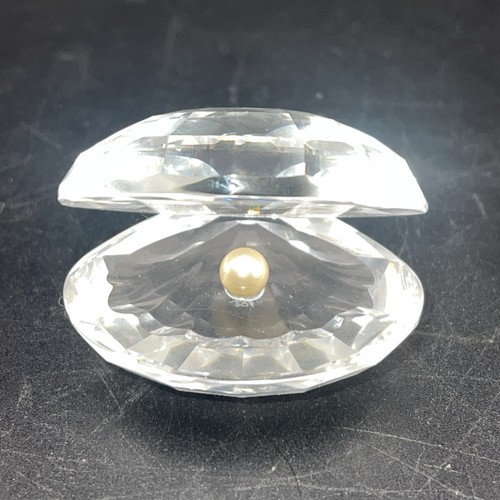 Swarovski crystal oyster - crystal,