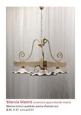 LAMPADARIO A 3 LUCI FORMA A BILANCIA IN CERAMICA LEGNO E FERRO BATTUTO 85x47