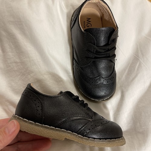 Scarpe eleganti stringate