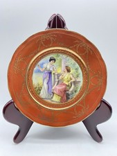 Antico piatto in porcellana