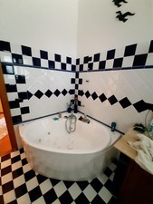 Vasca idromassaggio angolare