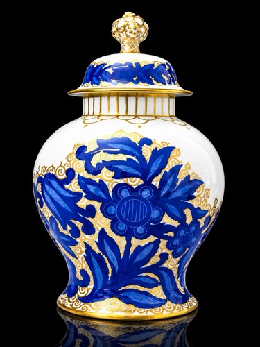 Vaso con coperchio - , in