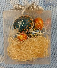 UOVA di quaglia Pasqua decorazione gusci  dipinti Shells. Muscheln. scatolina 