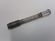 Suzuki GSX-R 600 2001-2003 Perno ruota anteriore