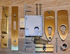 Vecchio set 4 chiavi OTTONE