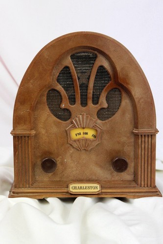 Radio miniatura modello - radio,