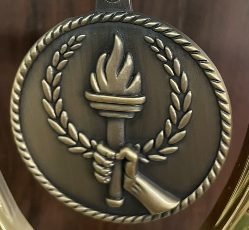 Antica medaglia altorilievo