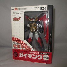 Revoltech series 024 - revoltech,