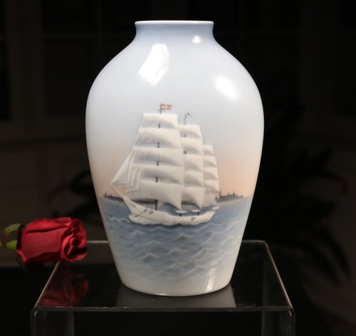 Splendido vaso porcellana - in,