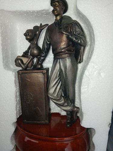 Statua personaggio walt disney - personaggio,