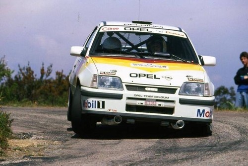 Opel kadett gsi rally - 1/43,