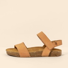 El Naturalista N5790 PLEASANT